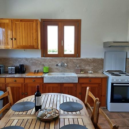 All Season Lovely Seafront Cottage Kíssamos Eksteriør billede