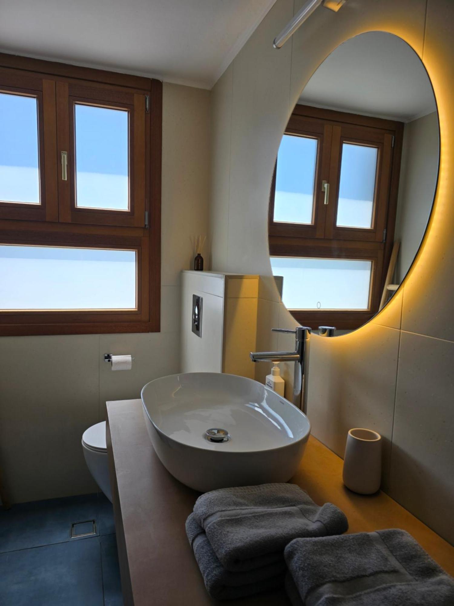 All Season Lovely Seafront Cottage Kíssamos Eksteriør billede